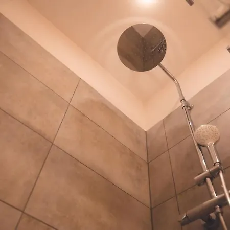 Apartment Le Verlaine, T4 En Triplex Tours