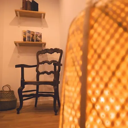 Apartment Le Verlaine, T4 En Triplex Tours
